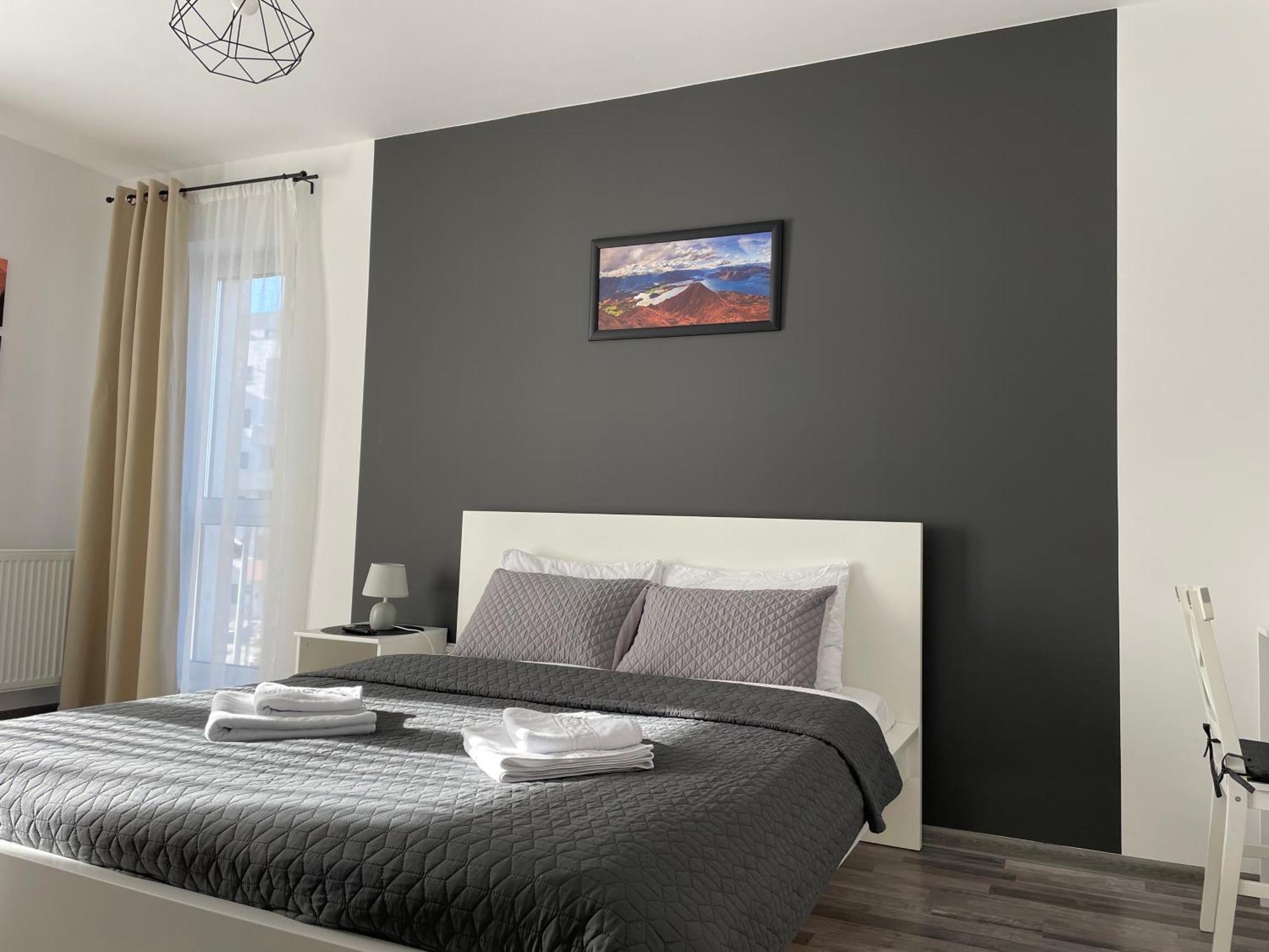 Montsee Brasov Apartment ภายนอก รูปภาพ