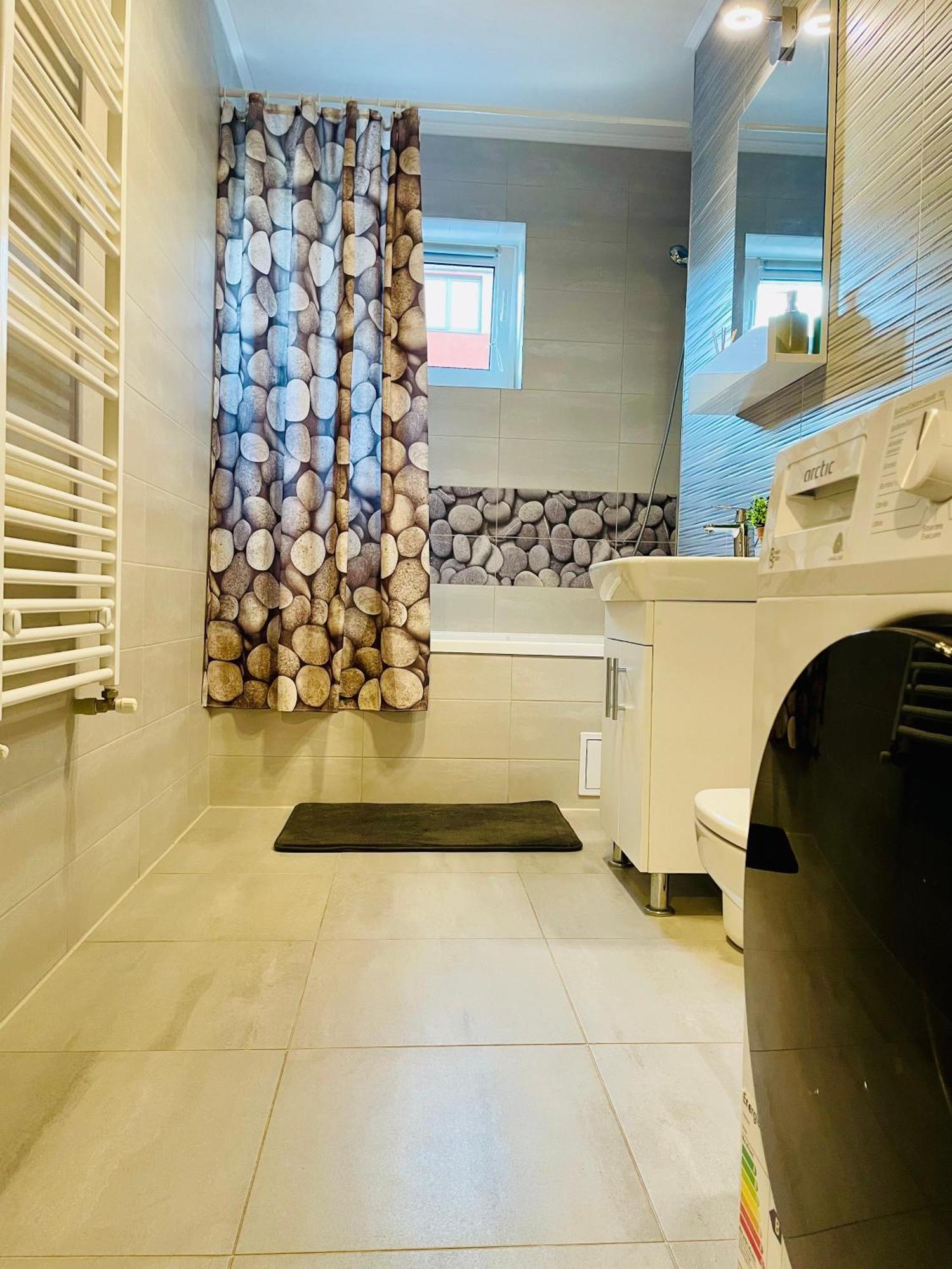 Montsee Brasov Apartment ภายนอก รูปภาพ